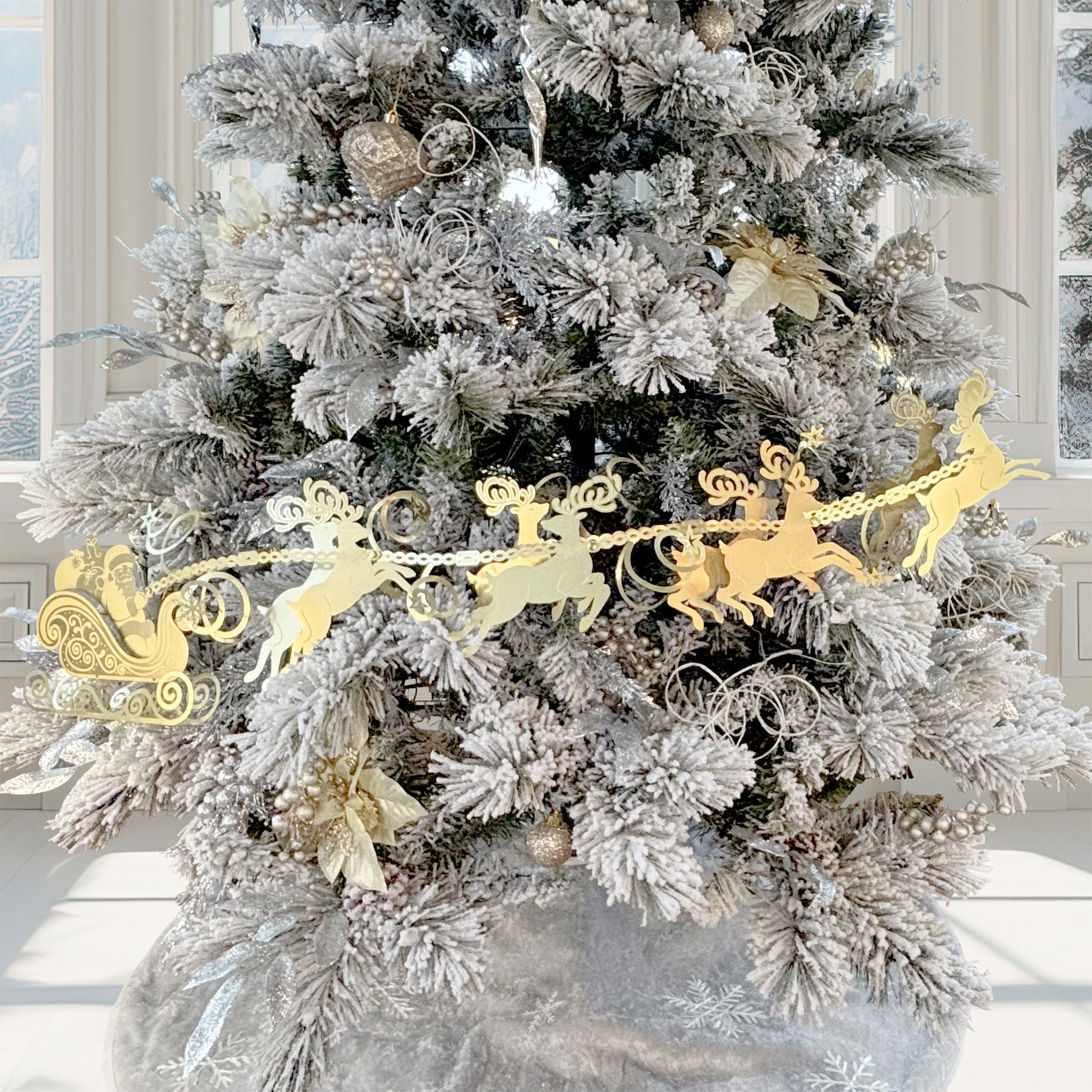 Santa and Reindeer Metal Garland