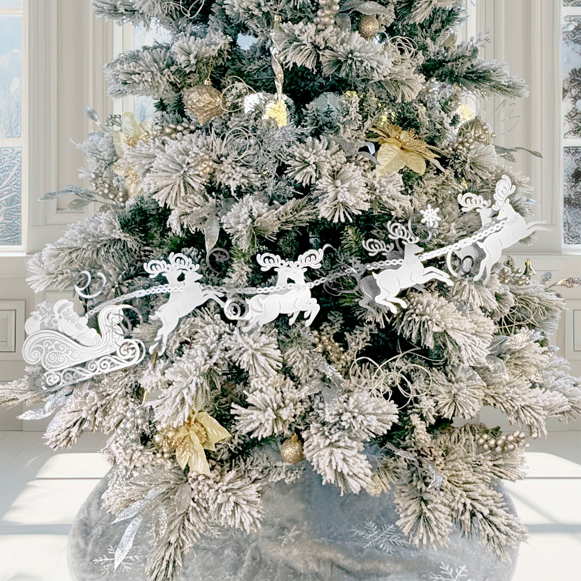 Santa and Reindeer Metal Garland