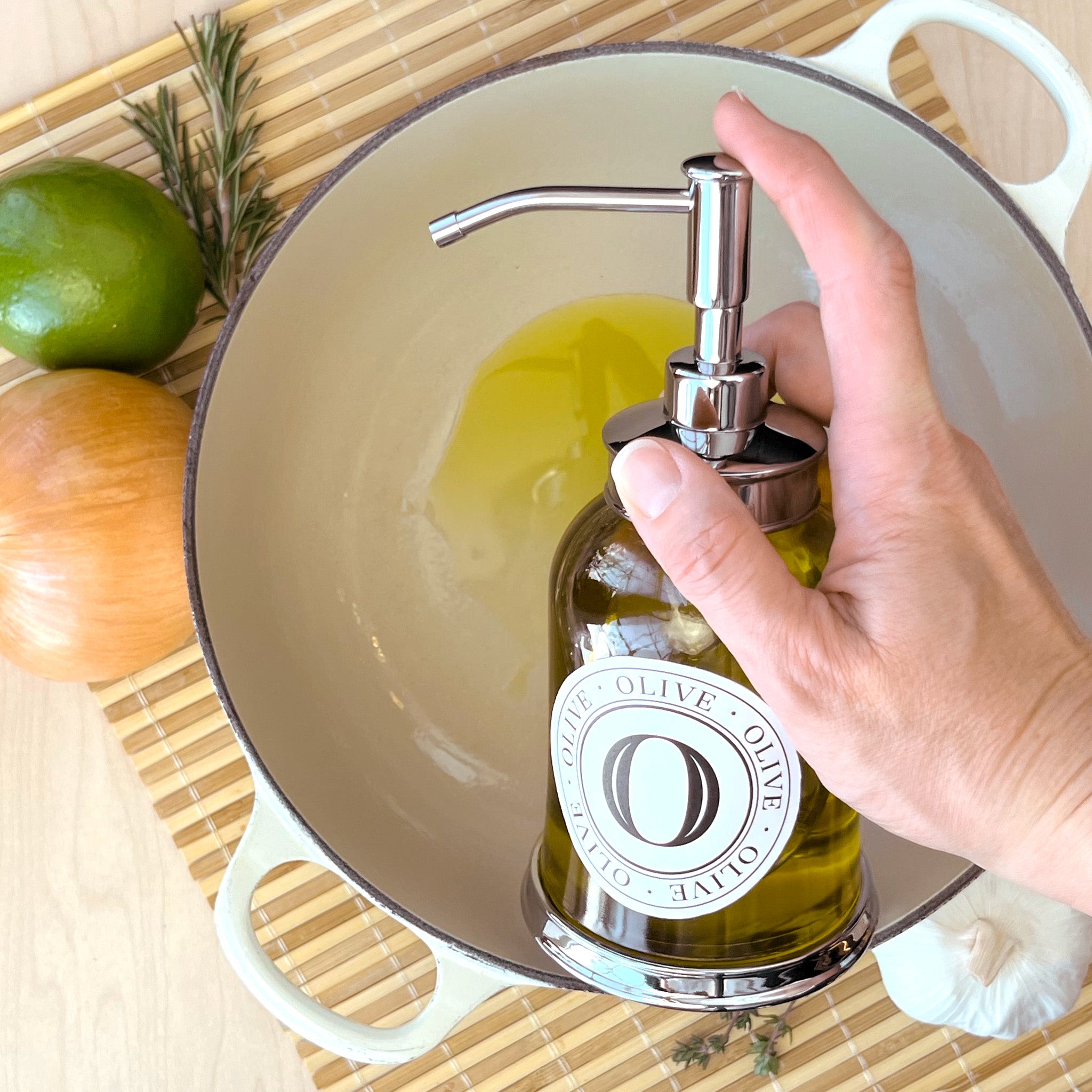 Easy, No-Mess Oil Dispenser